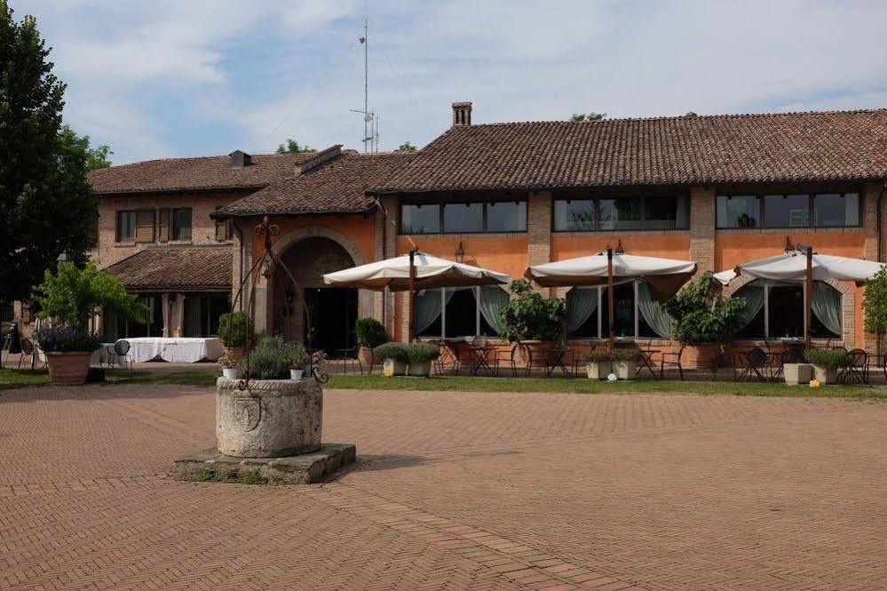 Relais Cascina Scottina Casa de hóspedes Cadeo Exterior foto